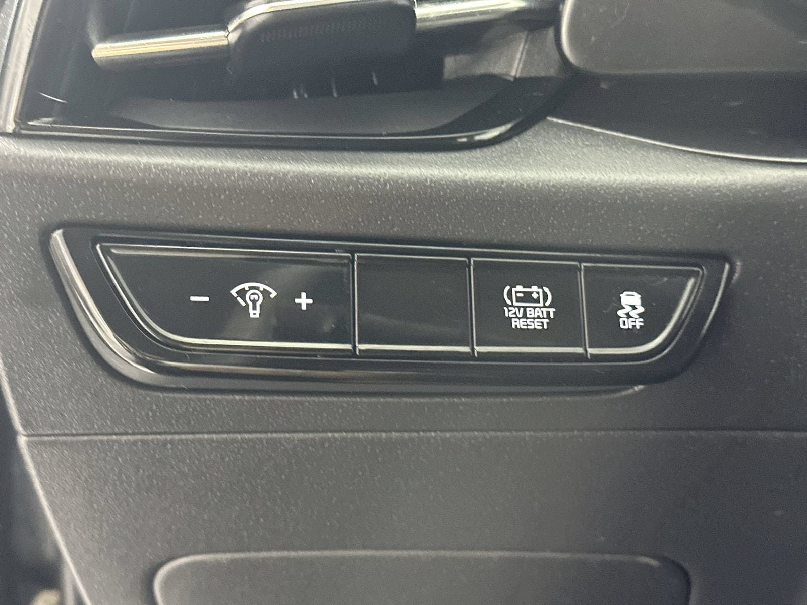 2024 Kia Niro LX