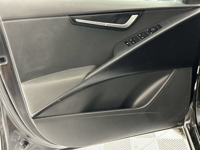 2024 Kia Niro LX