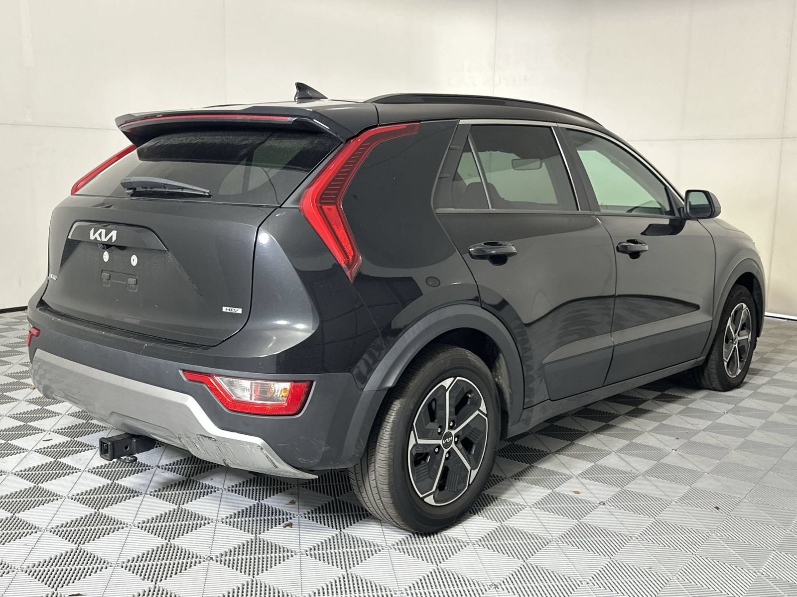 2024 Kia Niro LX
