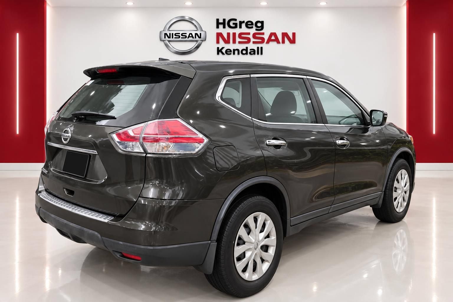 Used 2015 Nissan Rogue S with VIN KNMAT2MT8FP544628 for sale in Palmetto Bay, FL