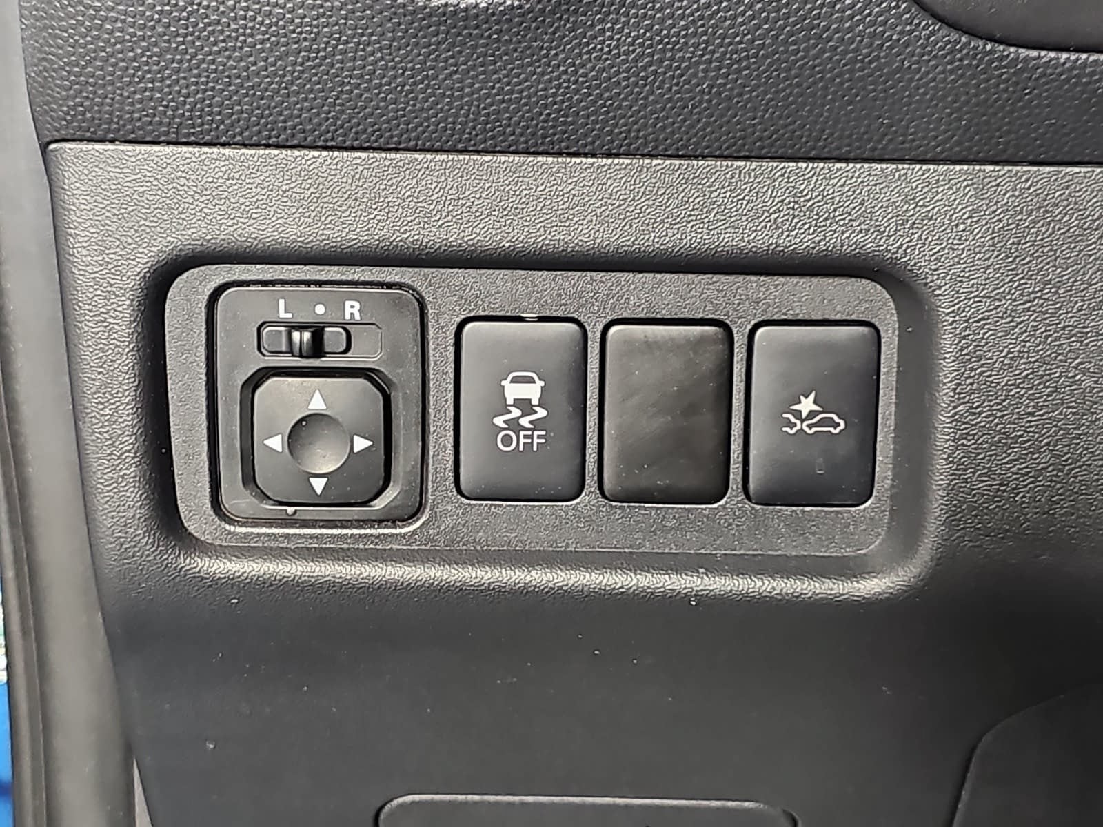 2023 Mitsubishi Mirage ES
