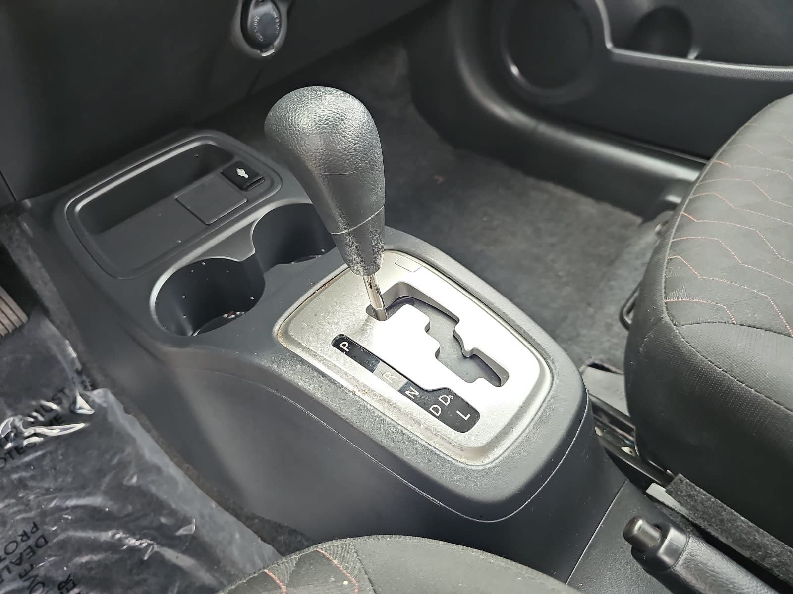 2024 Mitsubishi Mirage LE