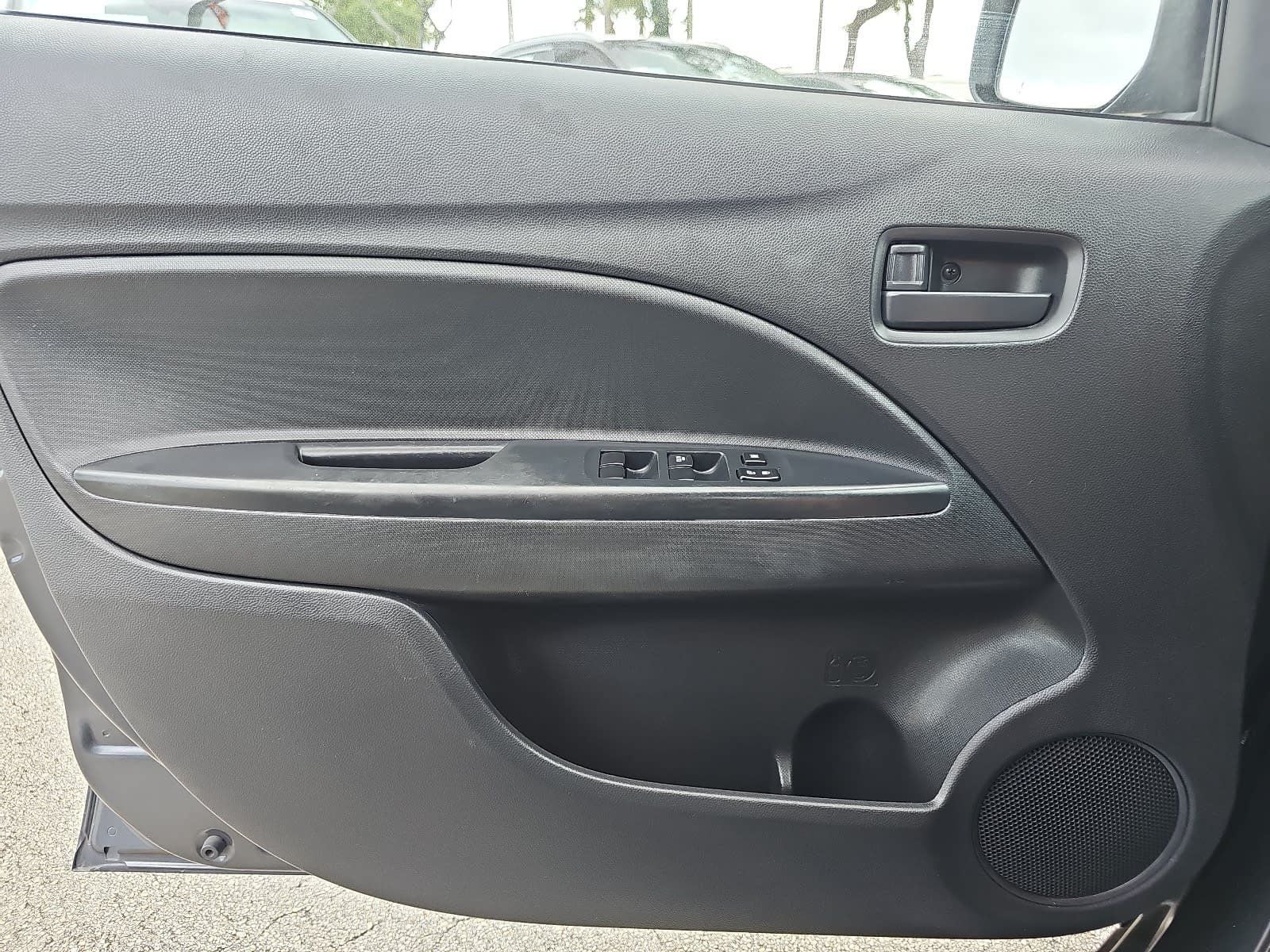 2024 Mitsubishi Mirage LE