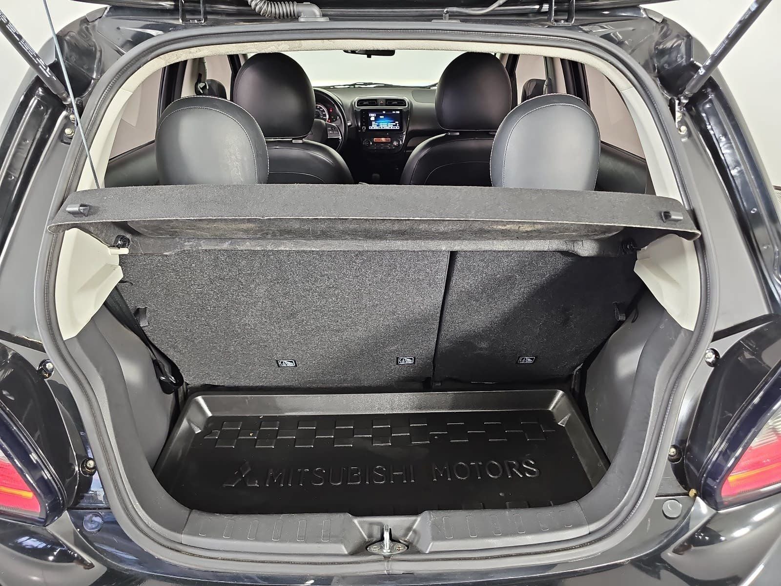 2023 Mitsubishi Mirage SE