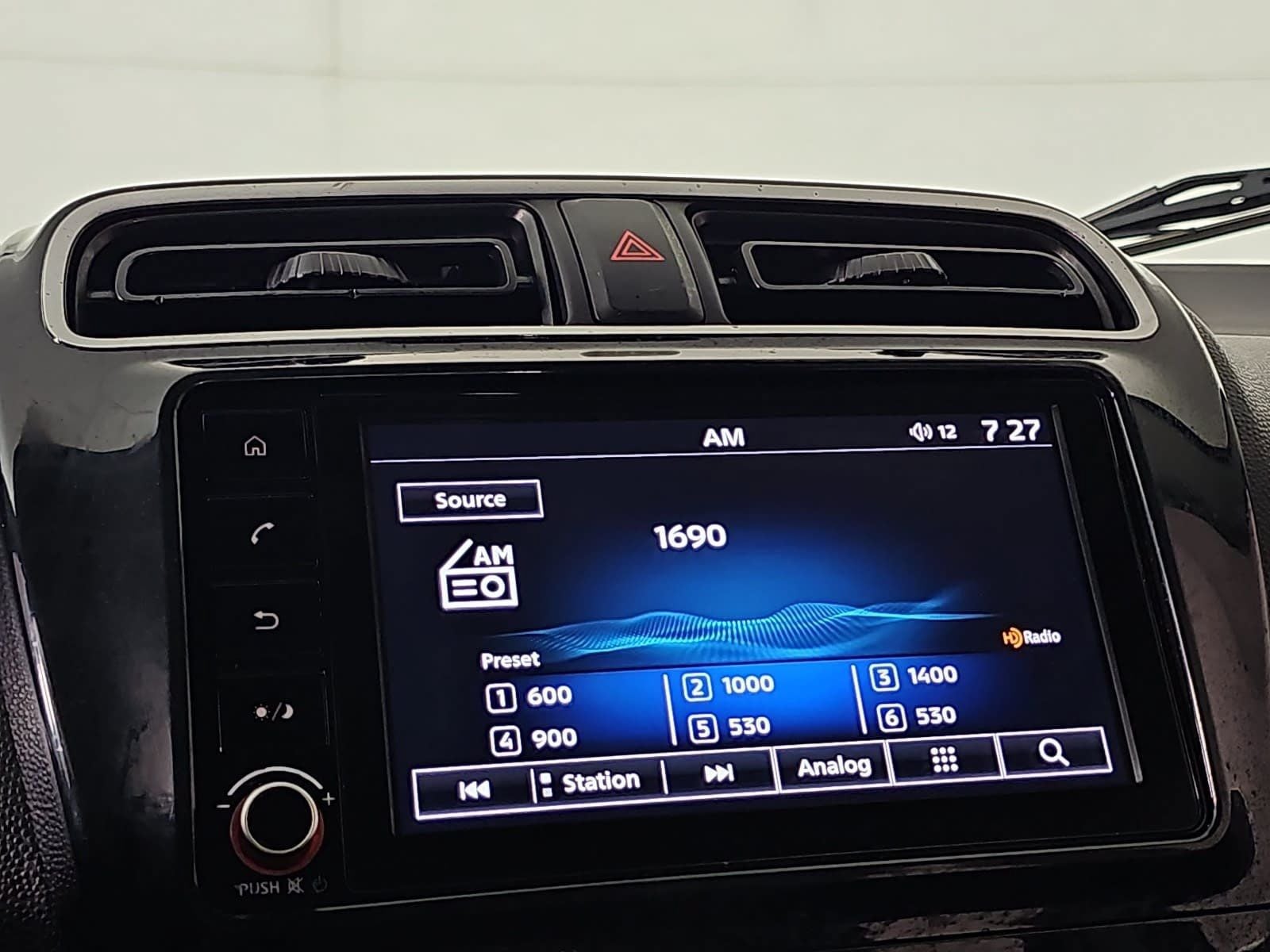 2023 Mitsubishi Mirage SE