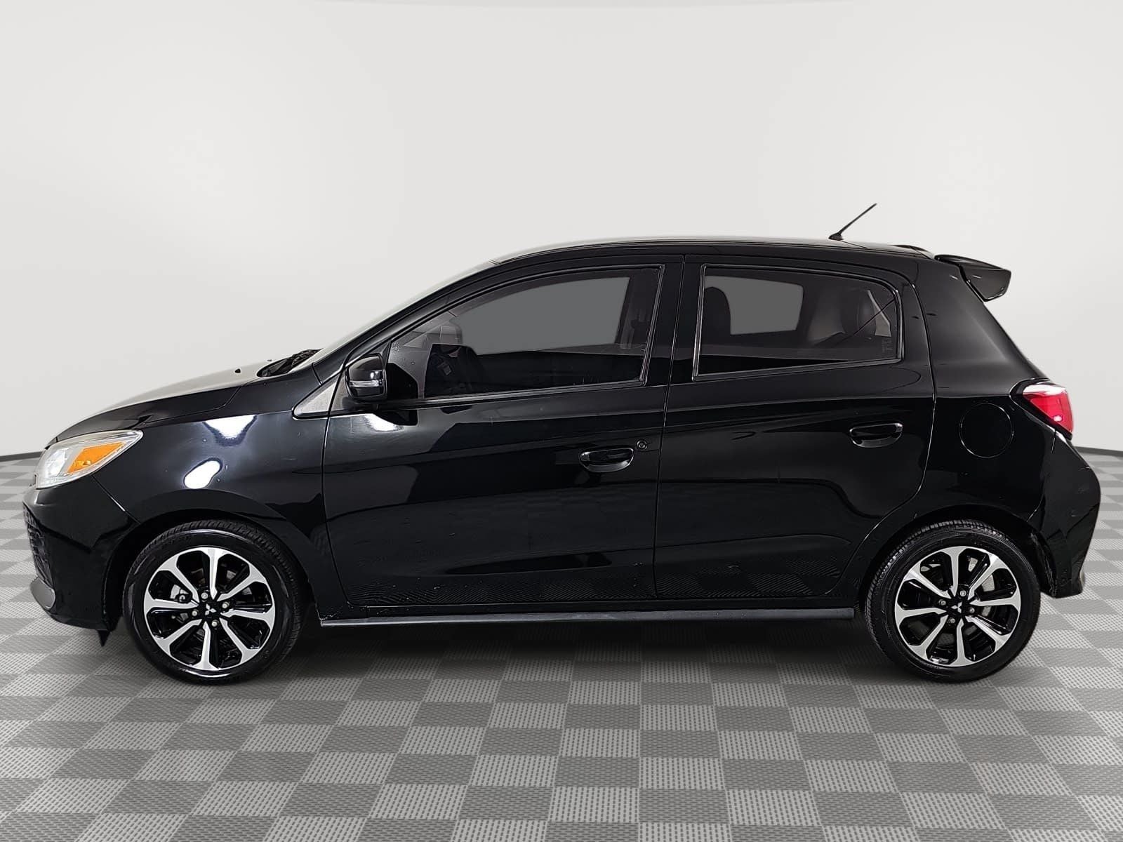 2023 Mitsubishi Mirage SE