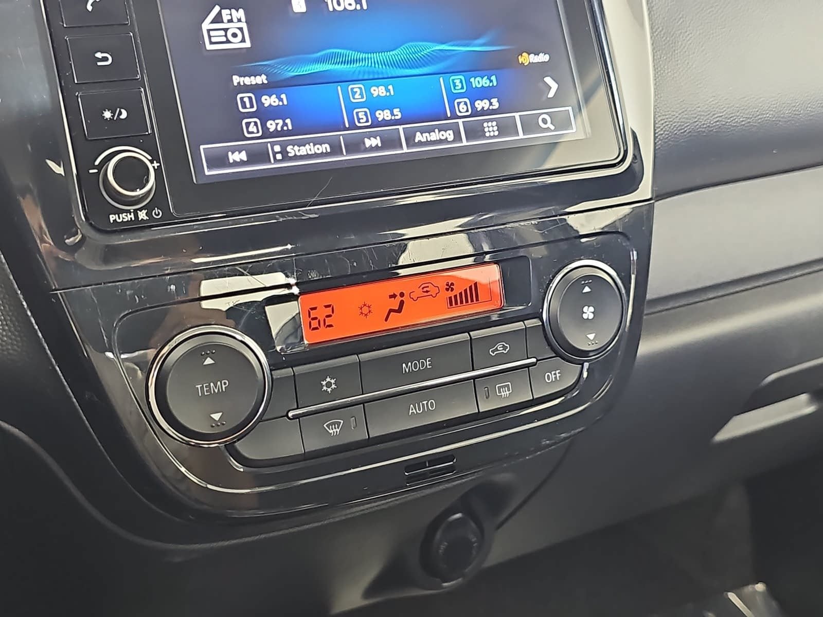 2024 Mitsubishi Mirage G4 LE