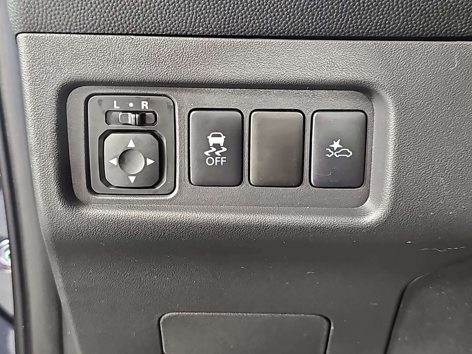 2024 Mitsubishi Mirage G4 LE