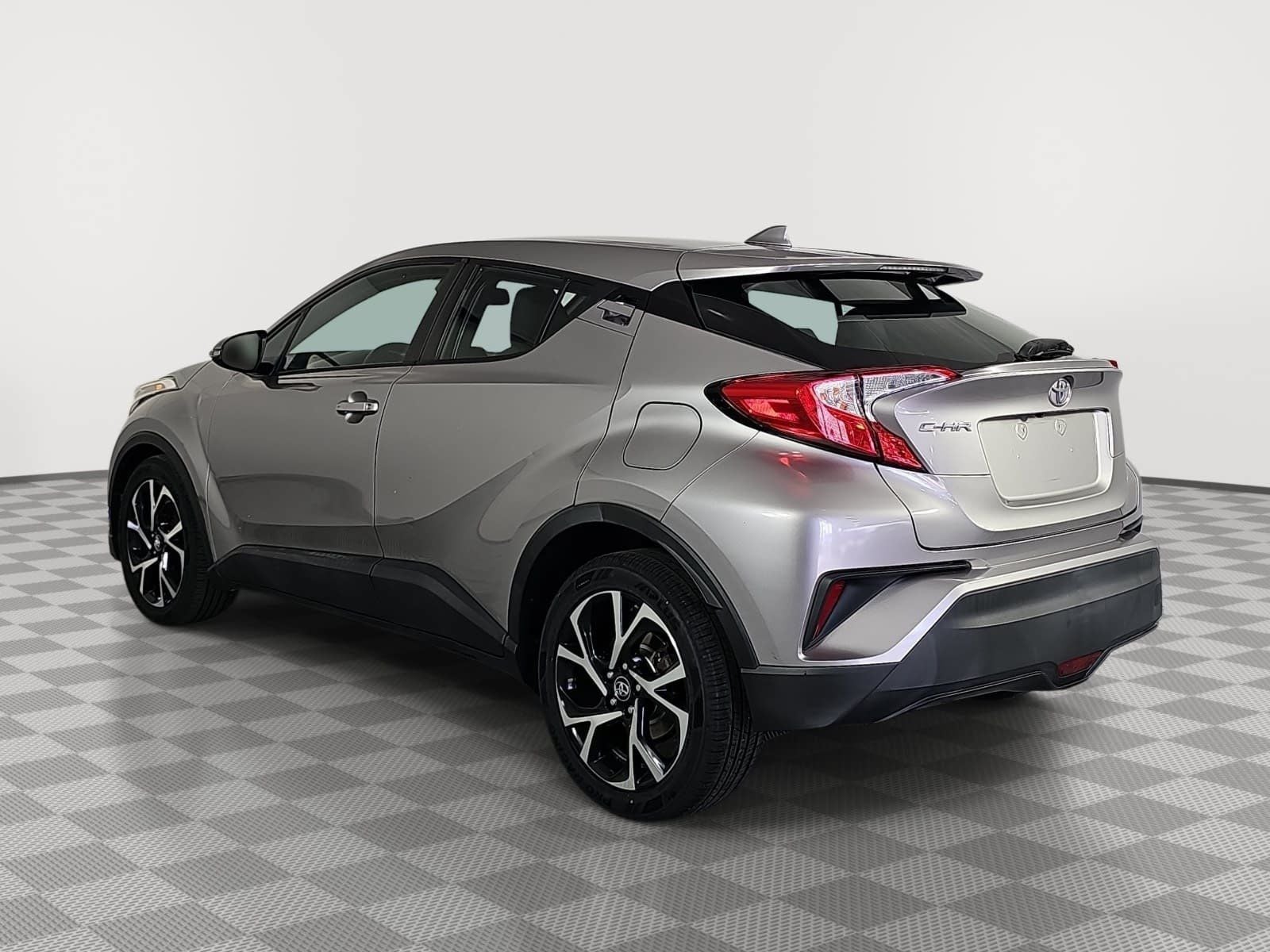 2018 Toyota C-HR XLE Premium
