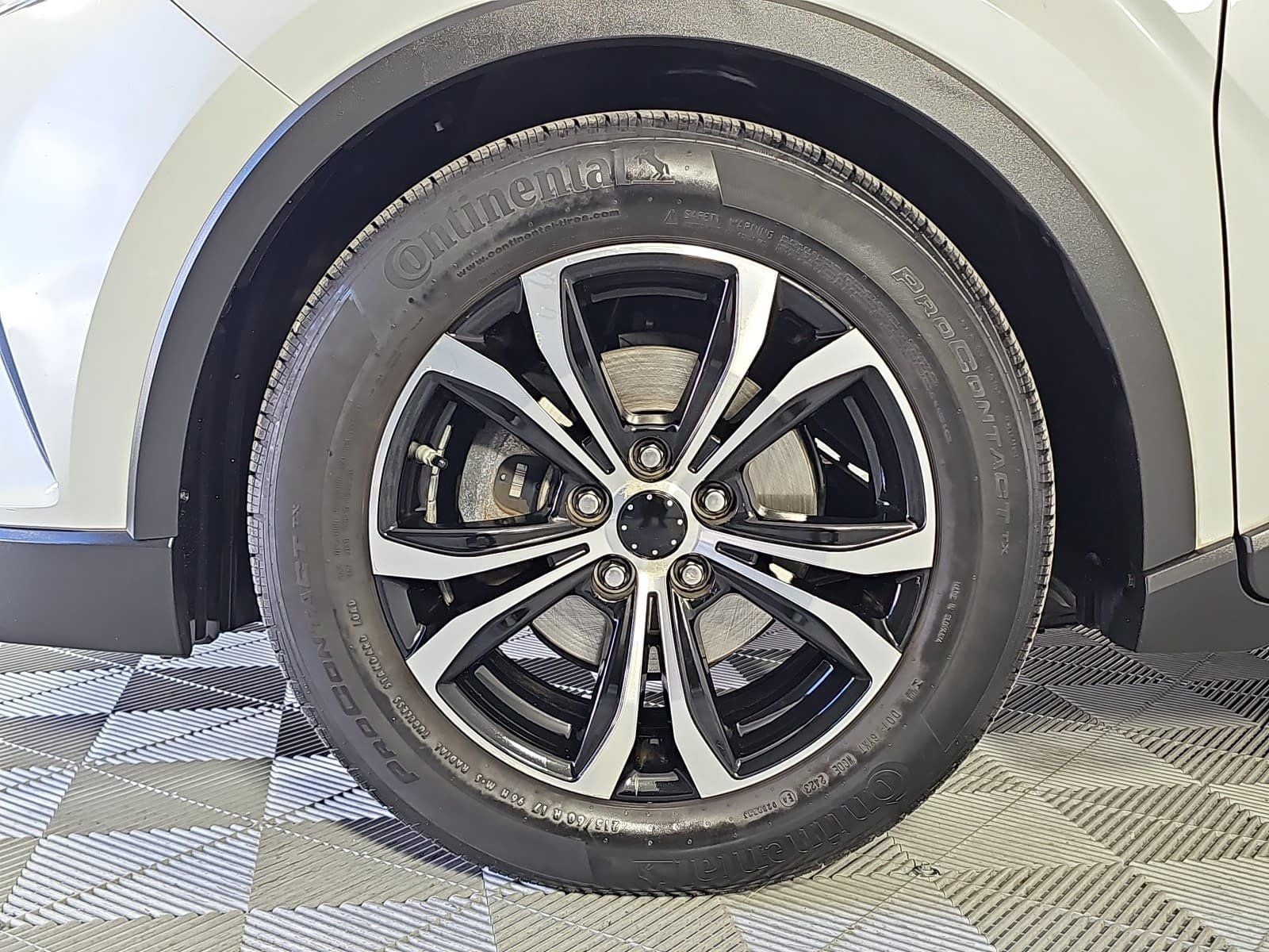 2019 Toyota C-HR LE