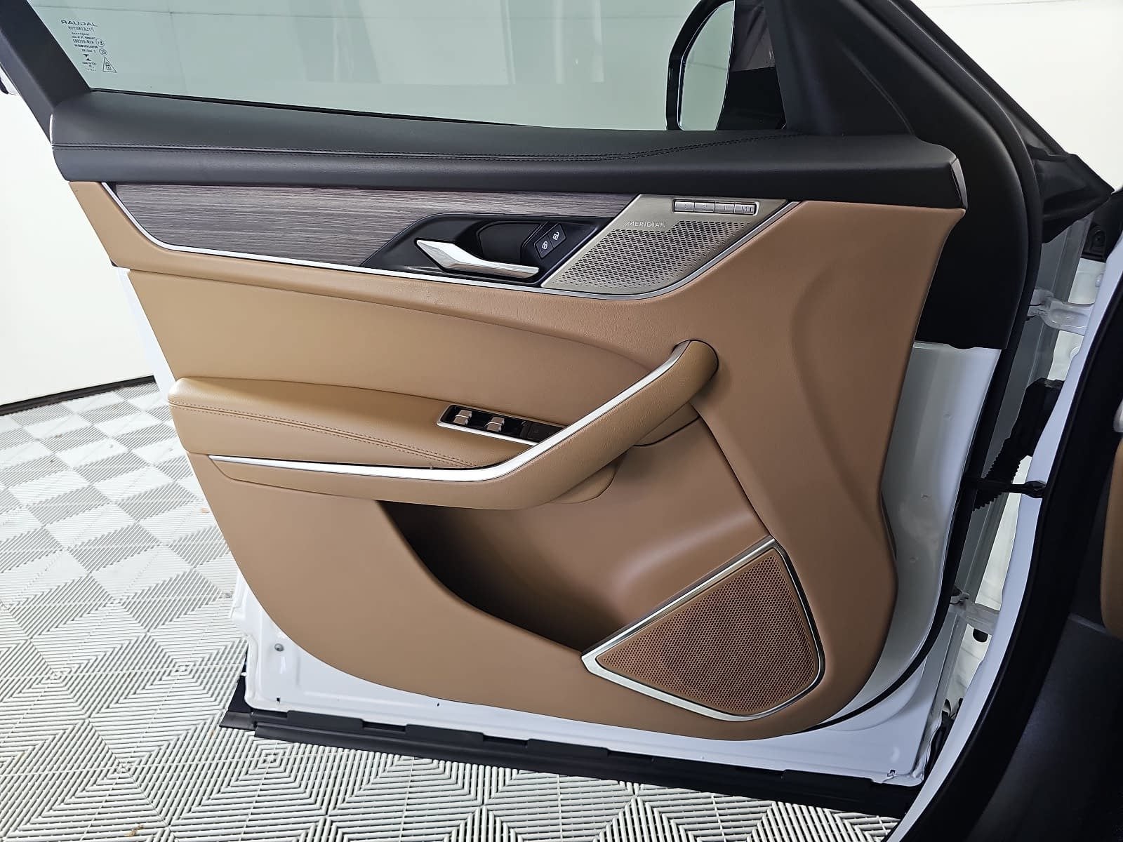 2023 Jaguar F-PACE P250 S