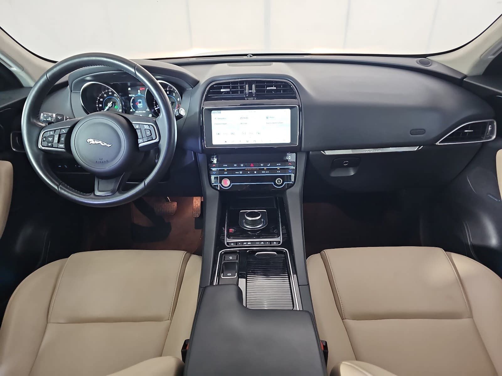 2020 Jaguar F-PACE 25t Premium