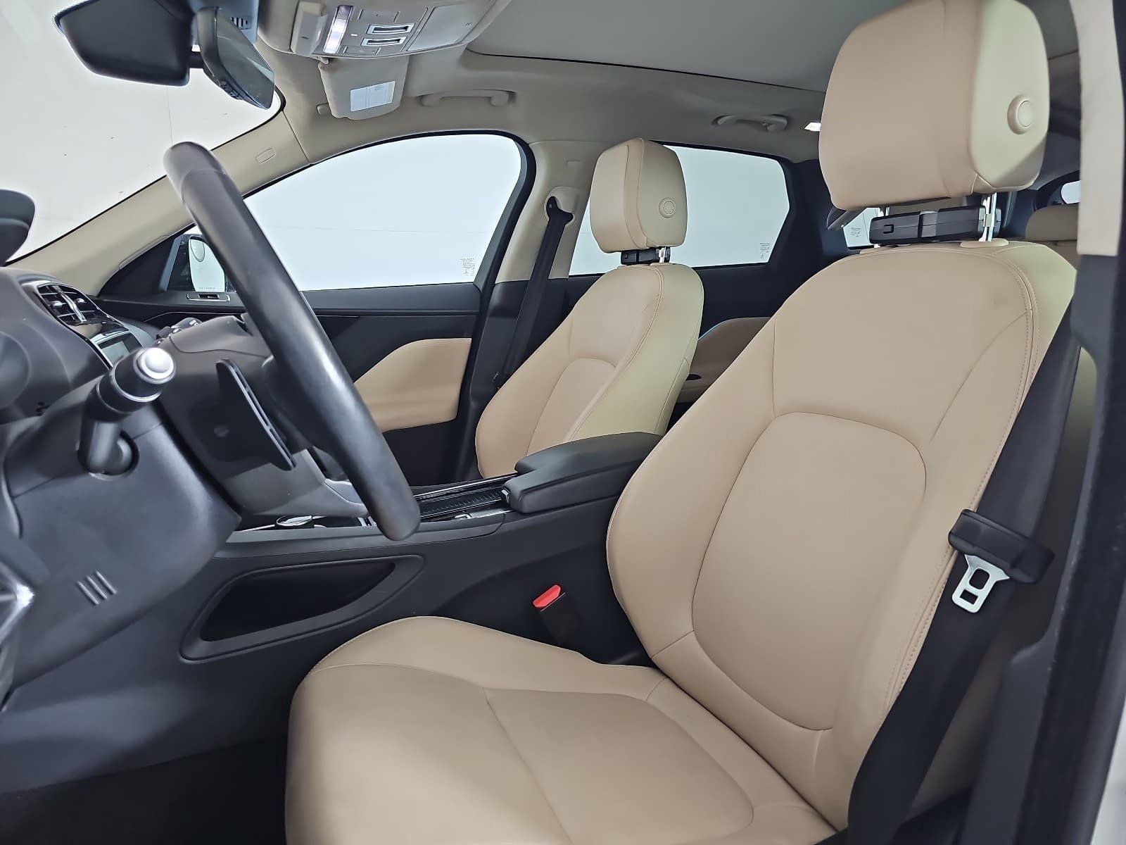 2020 Jaguar F-PACE 25t Premium