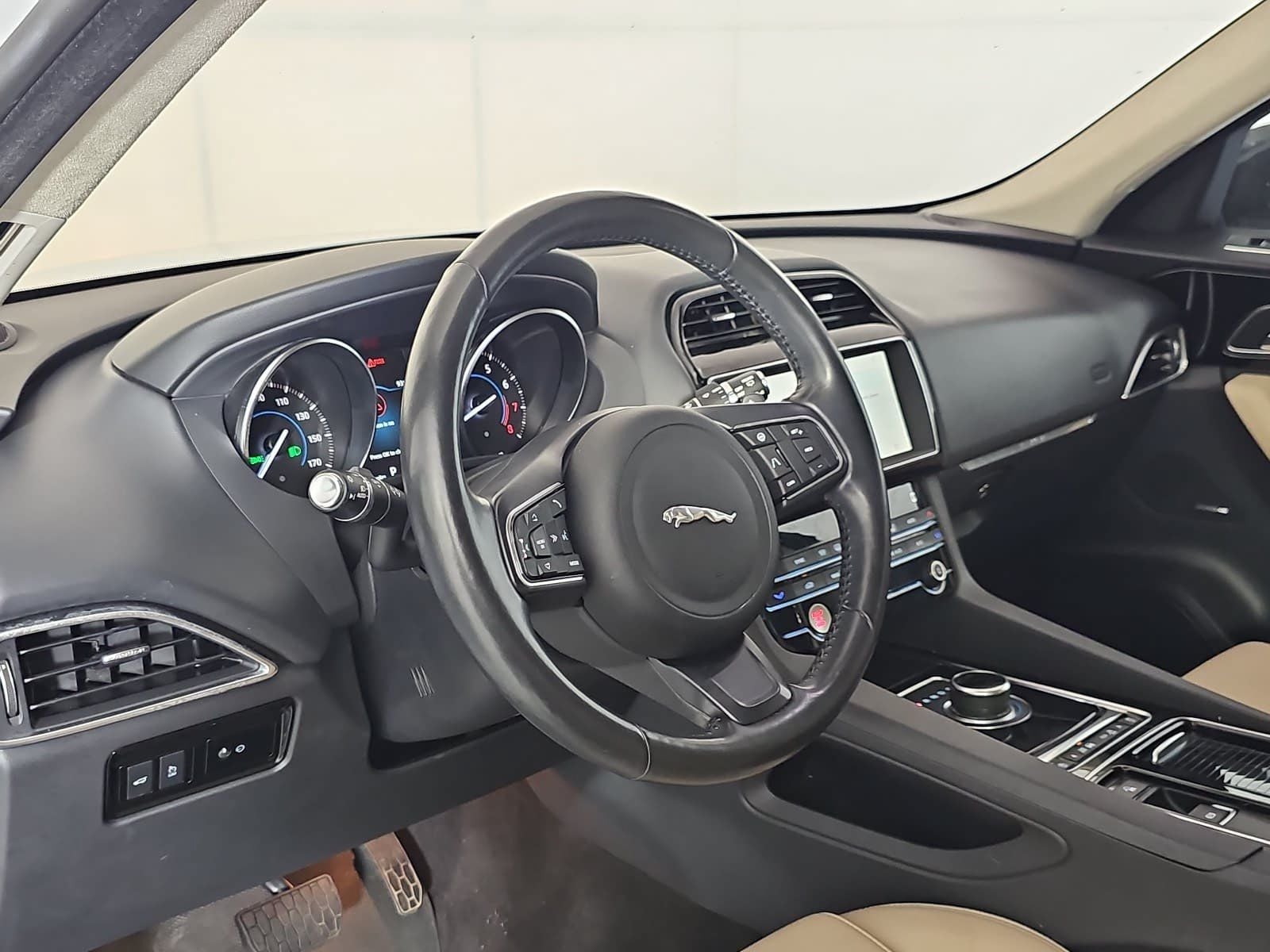 2020 Jaguar F-PACE 25t Premium