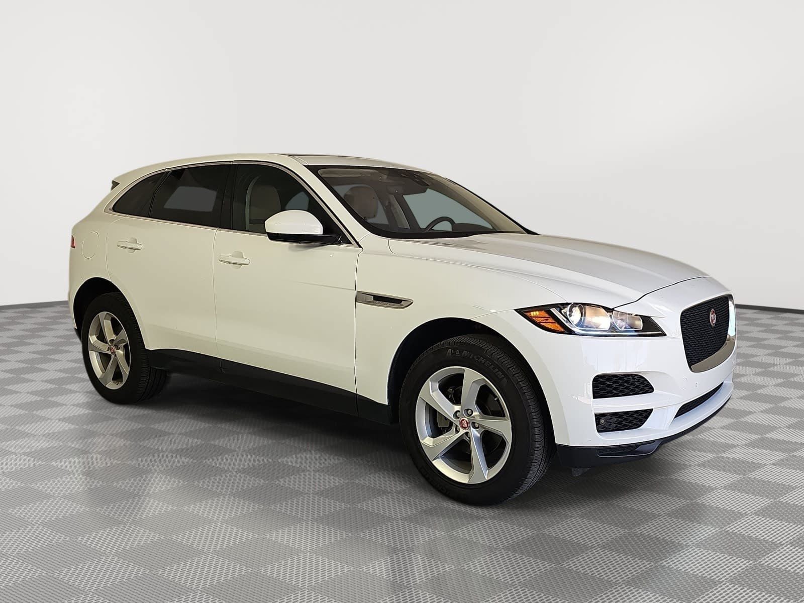 2020 Jaguar F-PACE 25t Premium