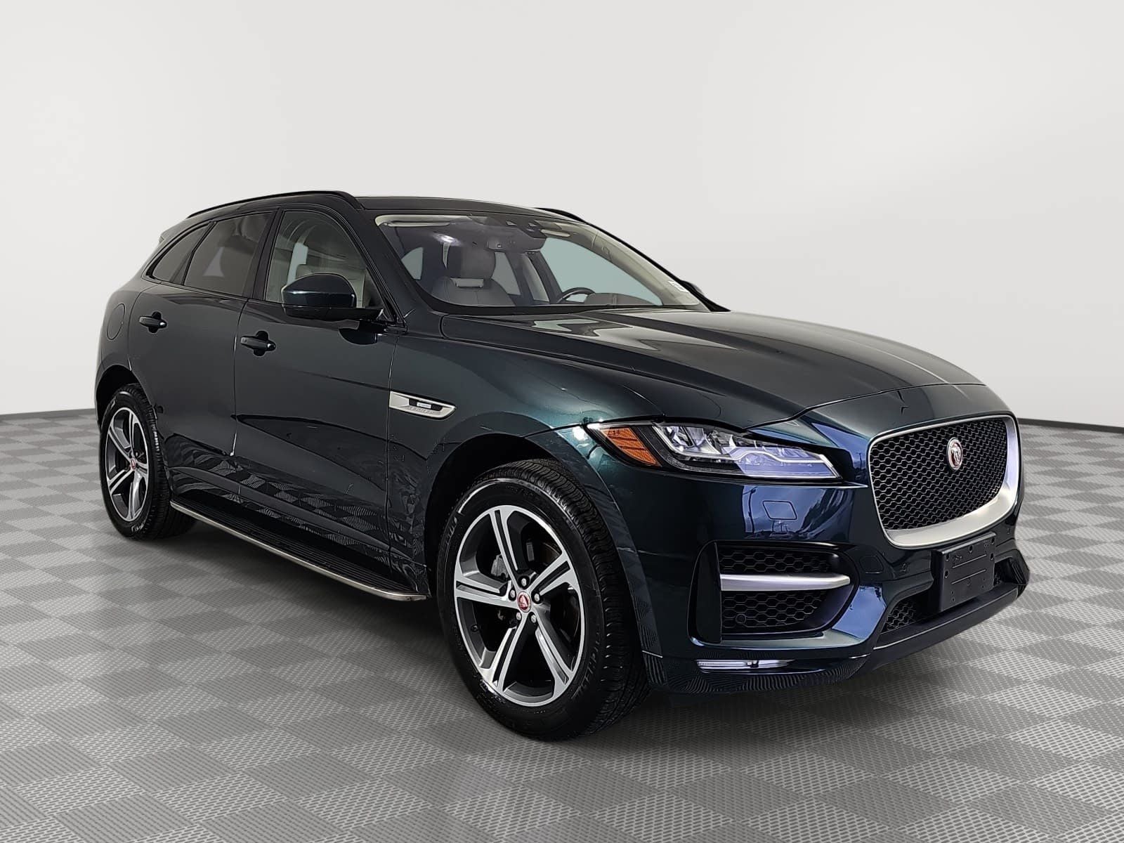 2018 Jaguar F-PACE 25t R-Sport