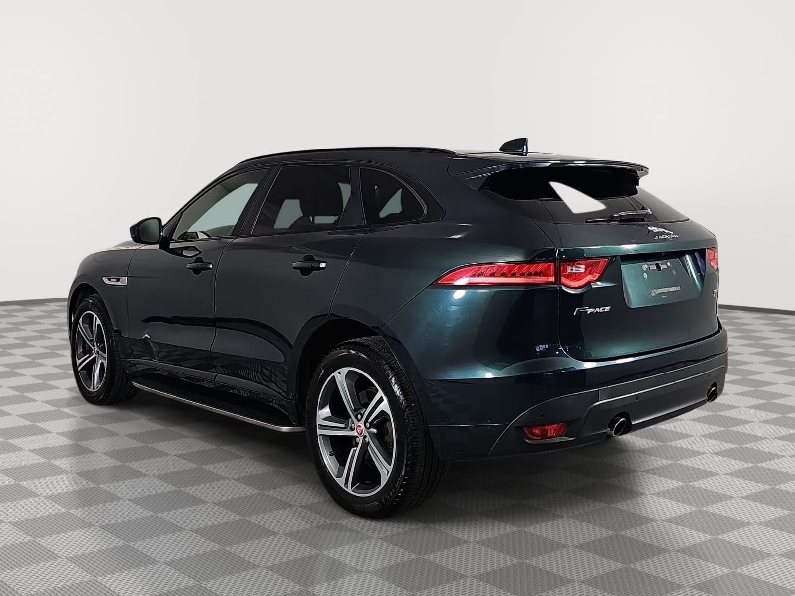 2018 Jaguar F-PACE 25t R-Sport