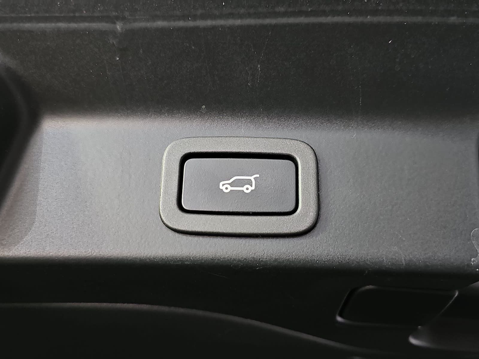 2018 Jaguar F-PACE 30t Portfolio