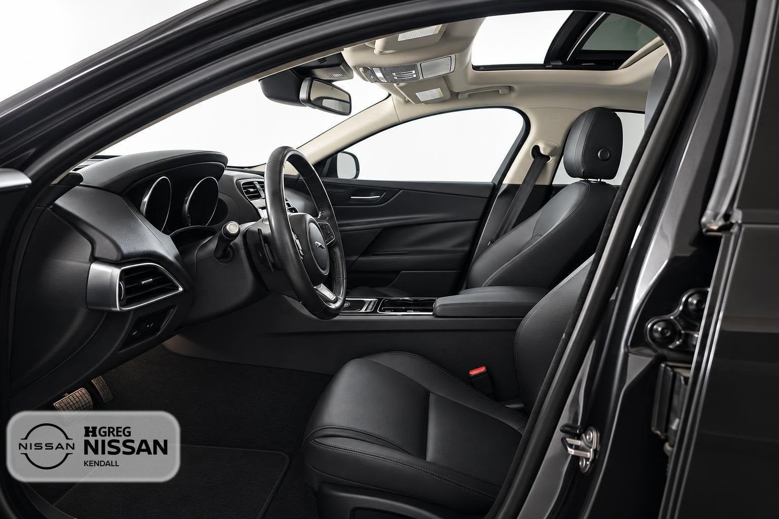 2017 Jaguar XE 25t Premium