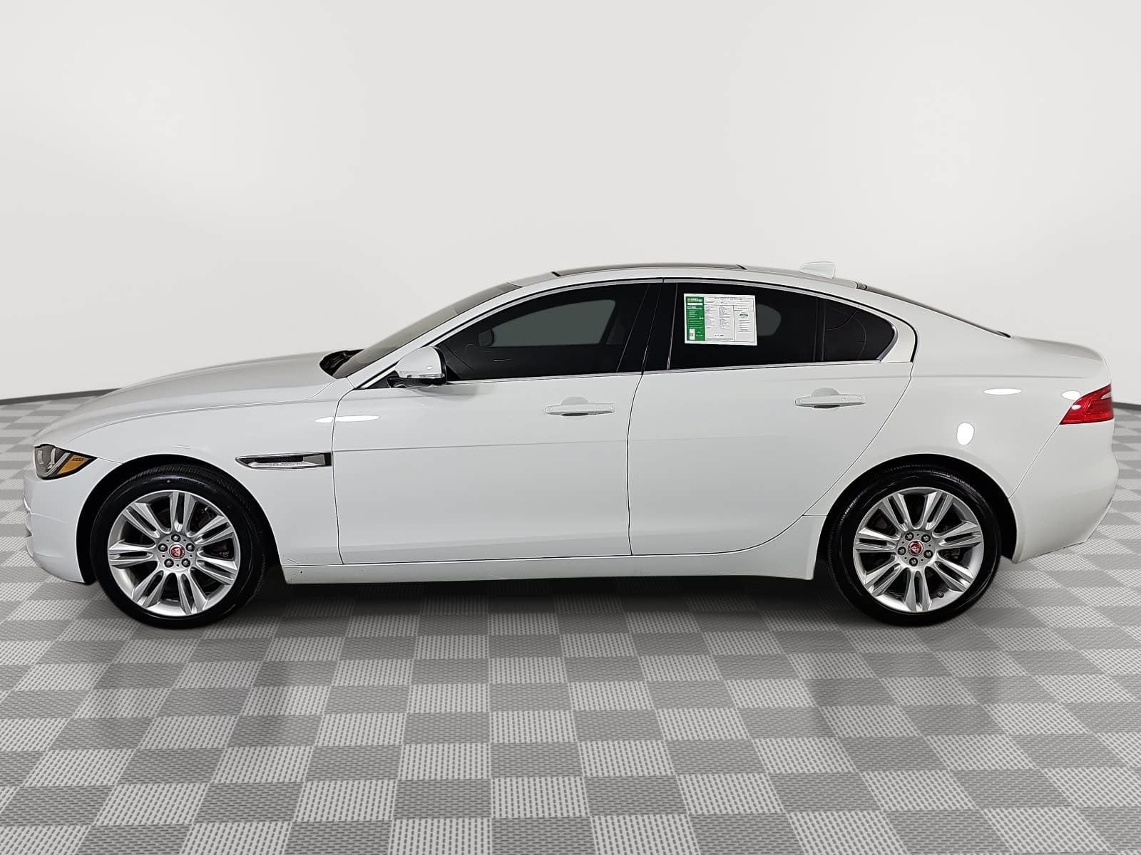 2019 Jaguar XE 25t Prestige