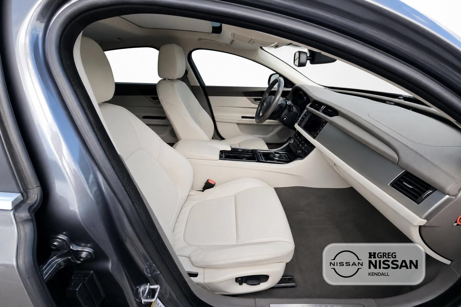 2017 Jaguar XF 35t Premium
