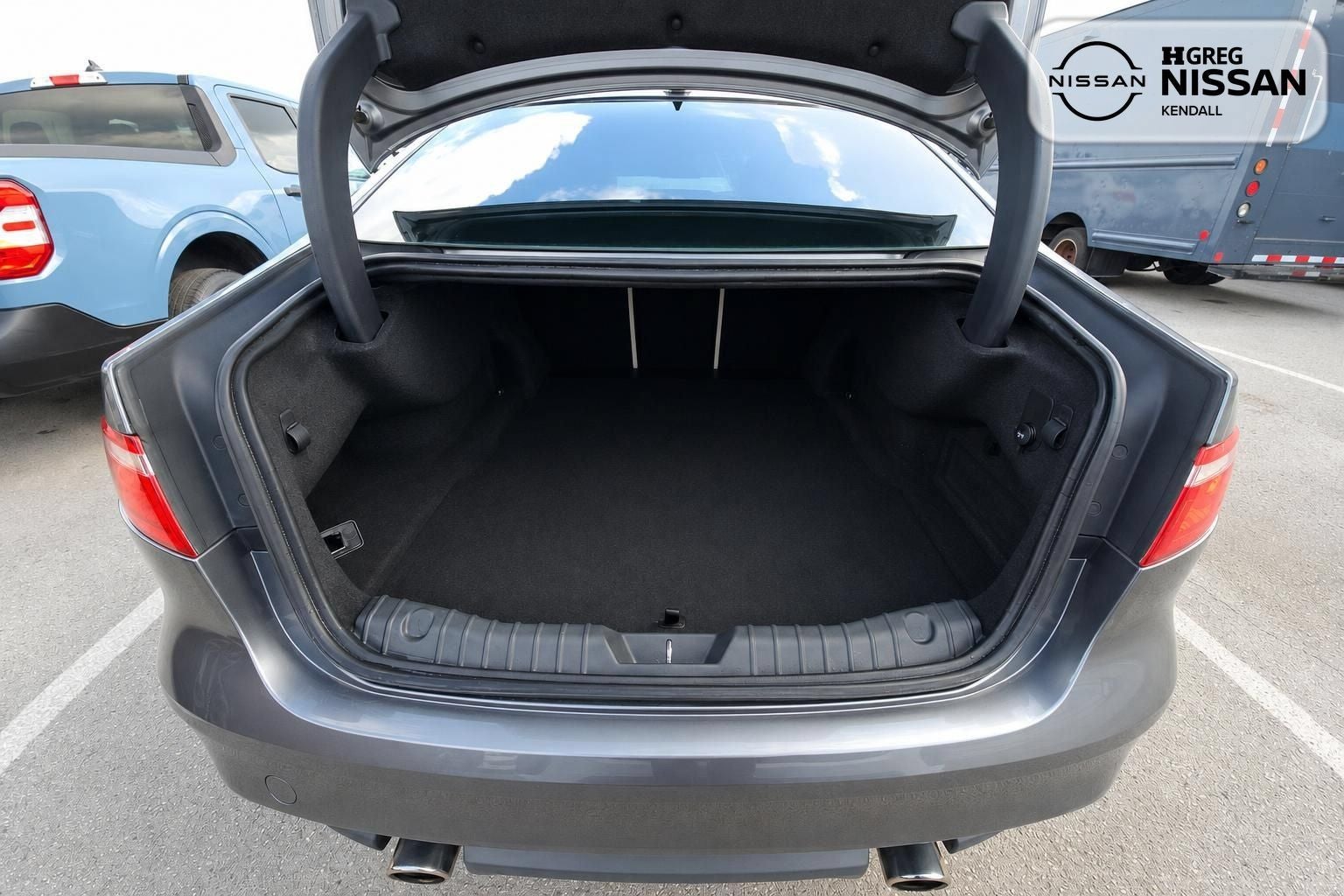 2017 Jaguar XF 35t Premium
