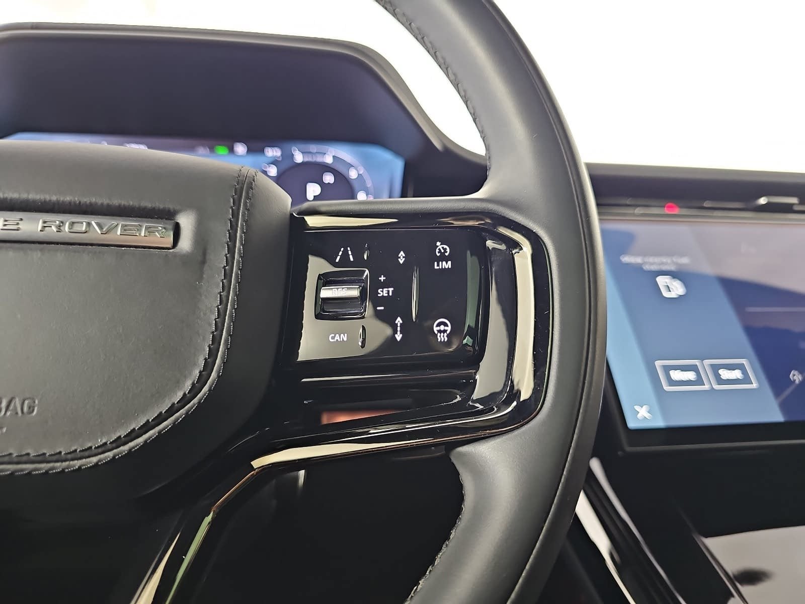 2024 Land Rover Range Rover Sport SE
