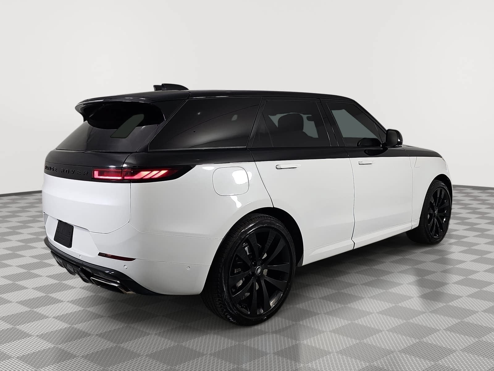 2024 Land Rover Range Rover Sport SE