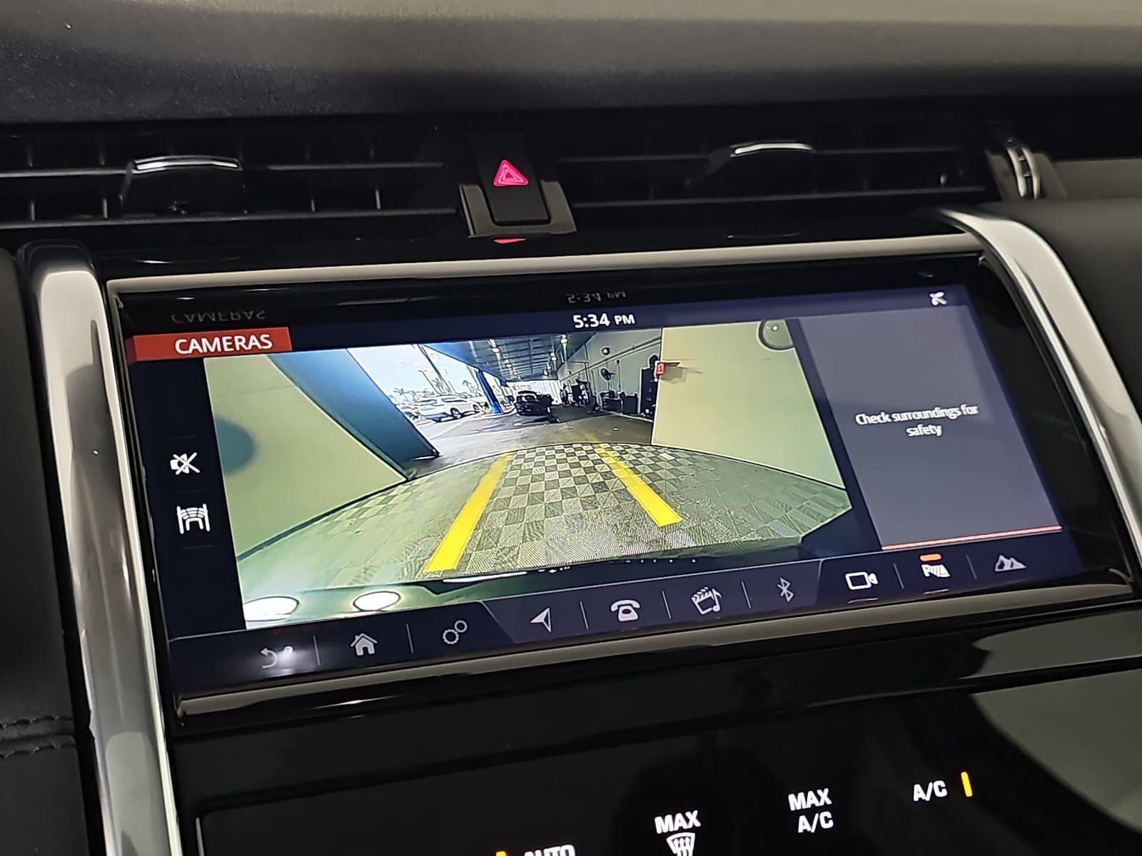 2020 Land Rover Discovery Sport SE