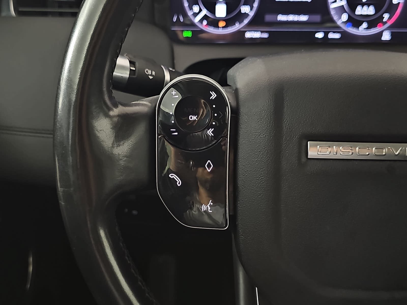 2020 Land Rover Discovery Sport SE