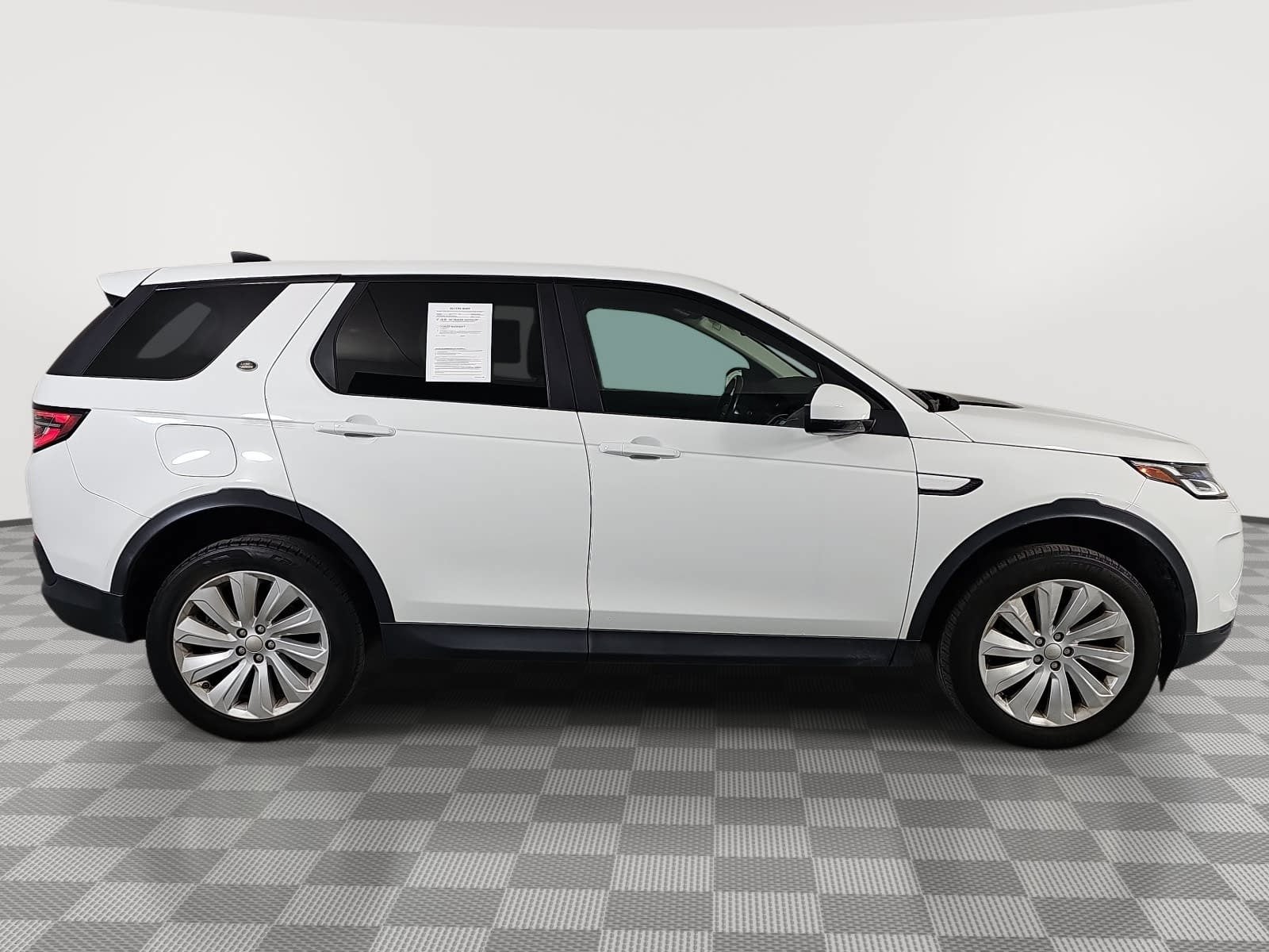 2020 Land Rover Discovery Sport SE