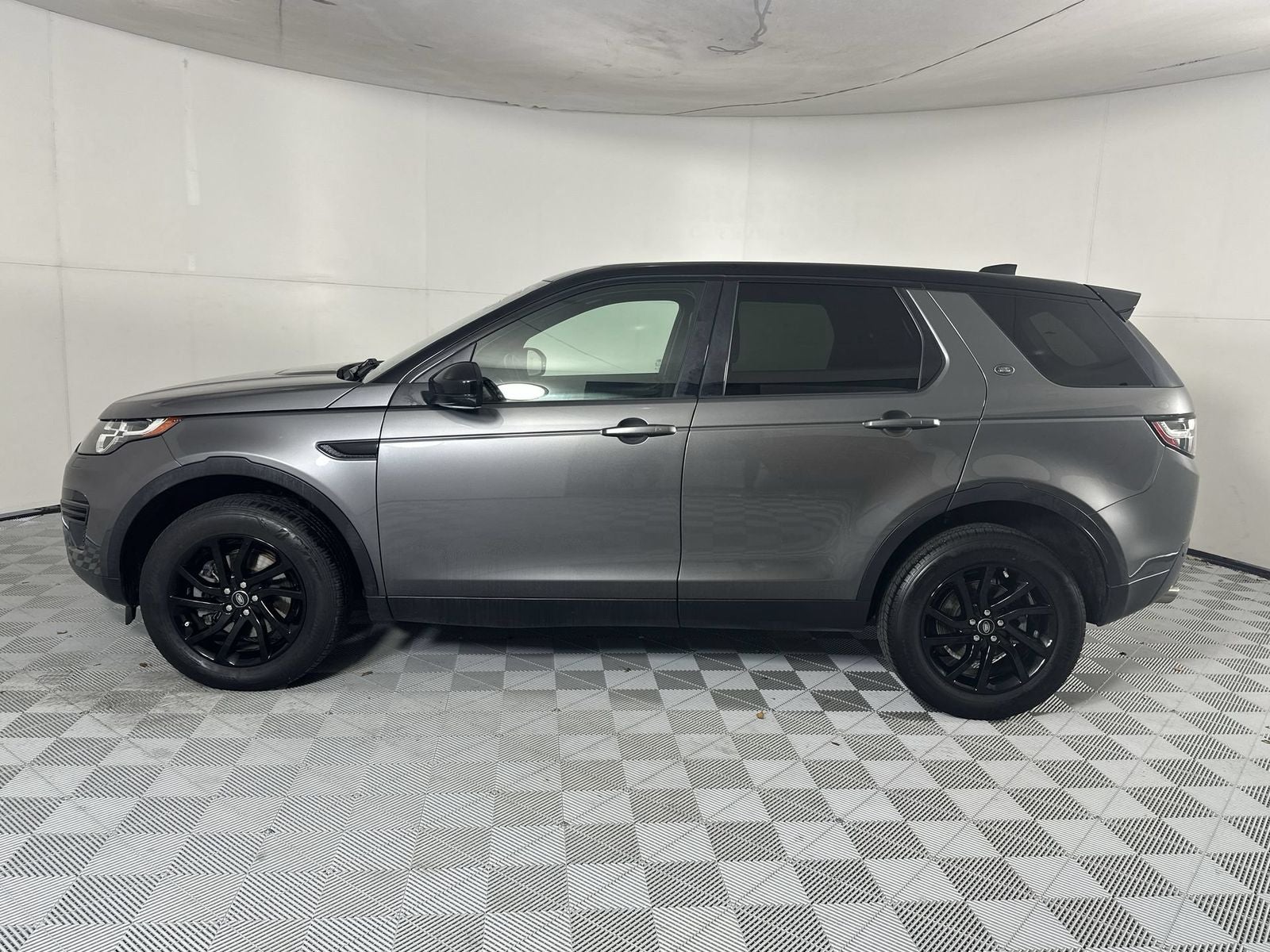 2019 Land Rover Discovery Sport SE