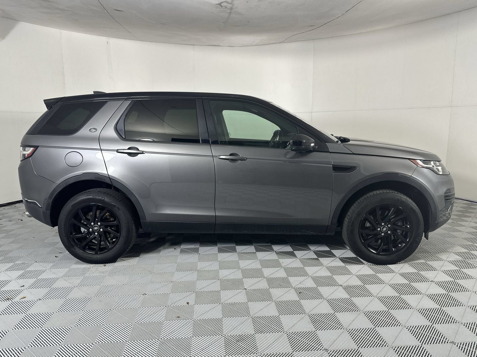 2019 Land Rover Discovery Sport SE