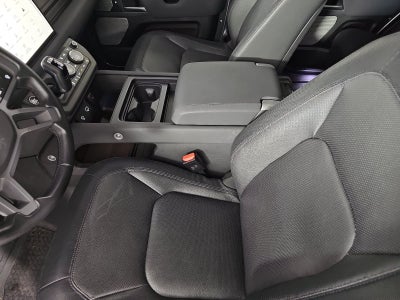 2023 Land Rover Defender 130 X-Dynamic SE