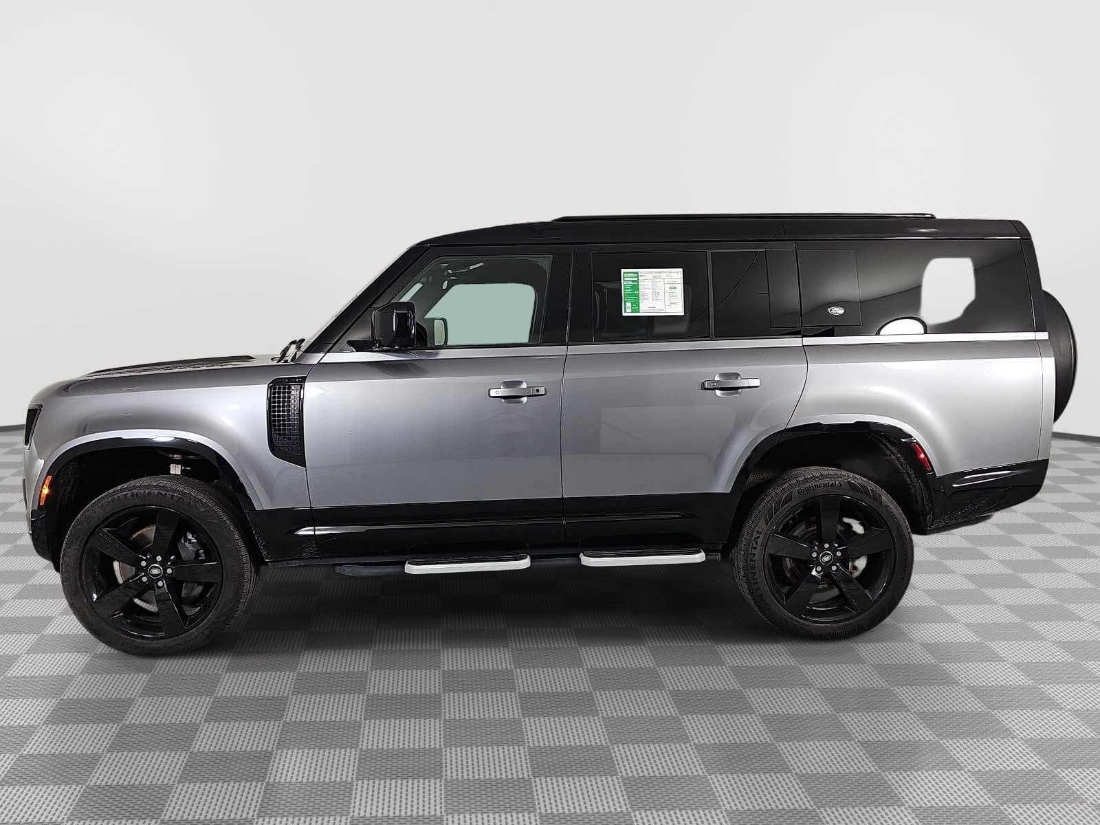 2023 Land Rover Defender 130 X-Dynamic SE