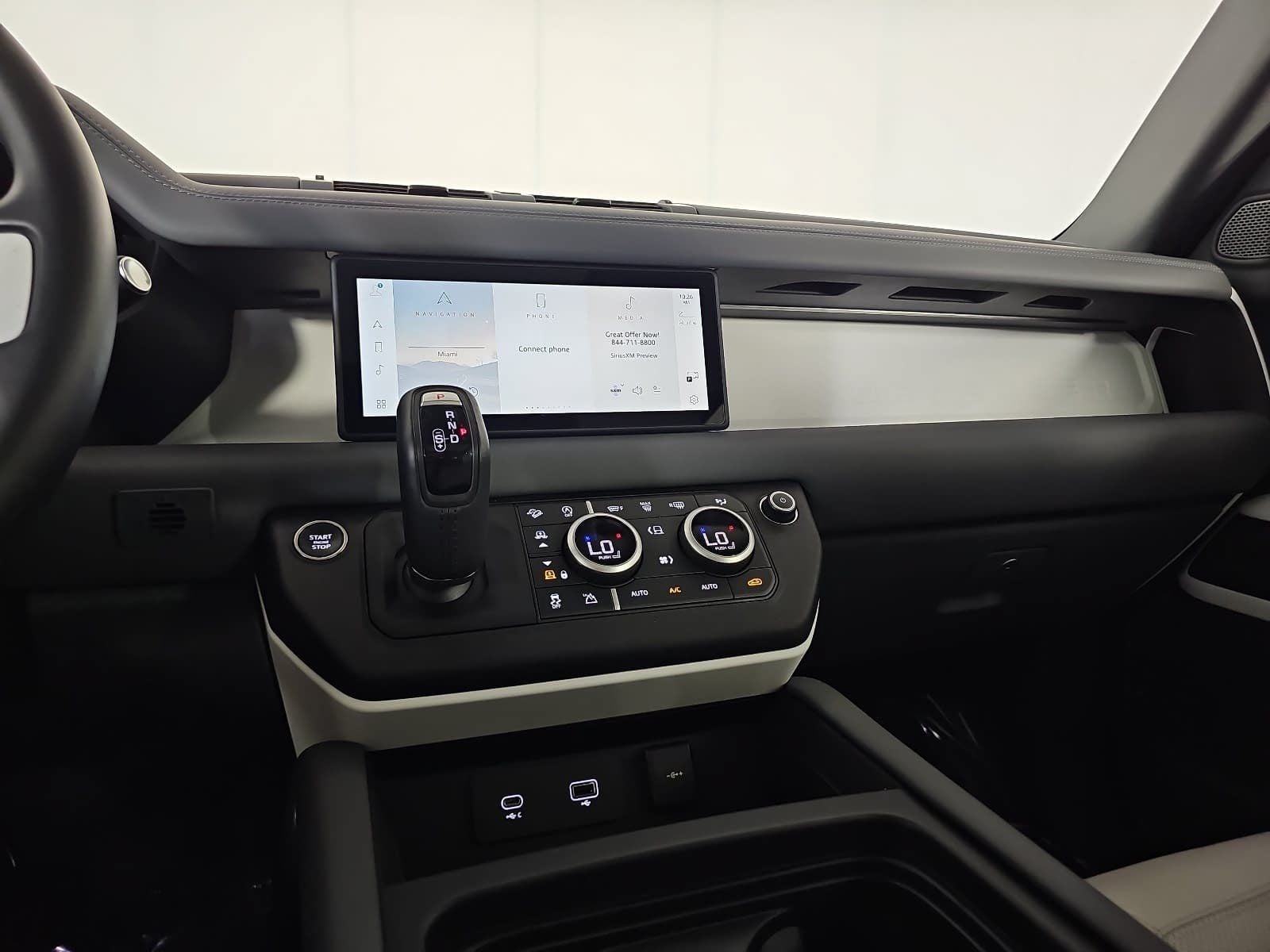 2024 Land Rover Defender 110 S