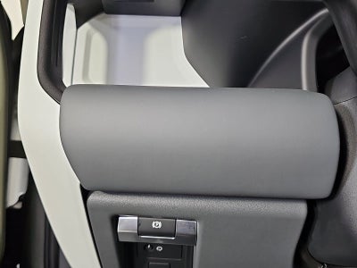 2024 Land Rover Defender 110 S