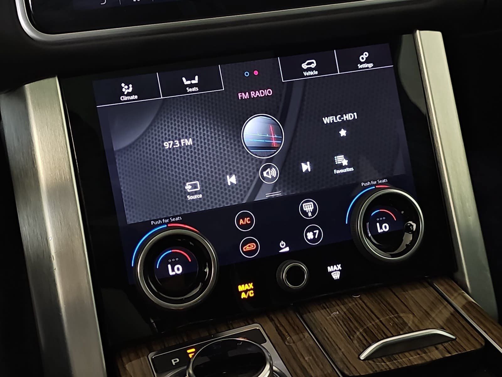 2018 Land Rover Range Rover 3.0L V6 Supercharged HSE