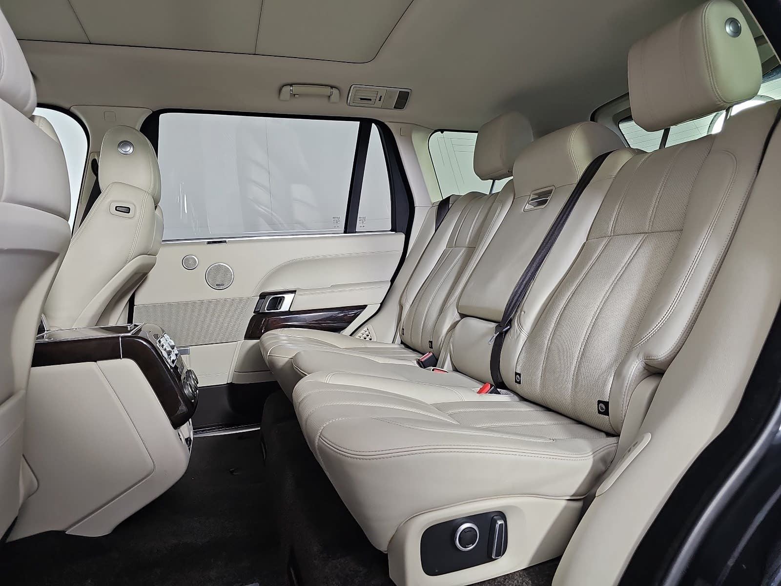 2017 Land Rover Range Rover 5.0L V8 Supercharged LWB