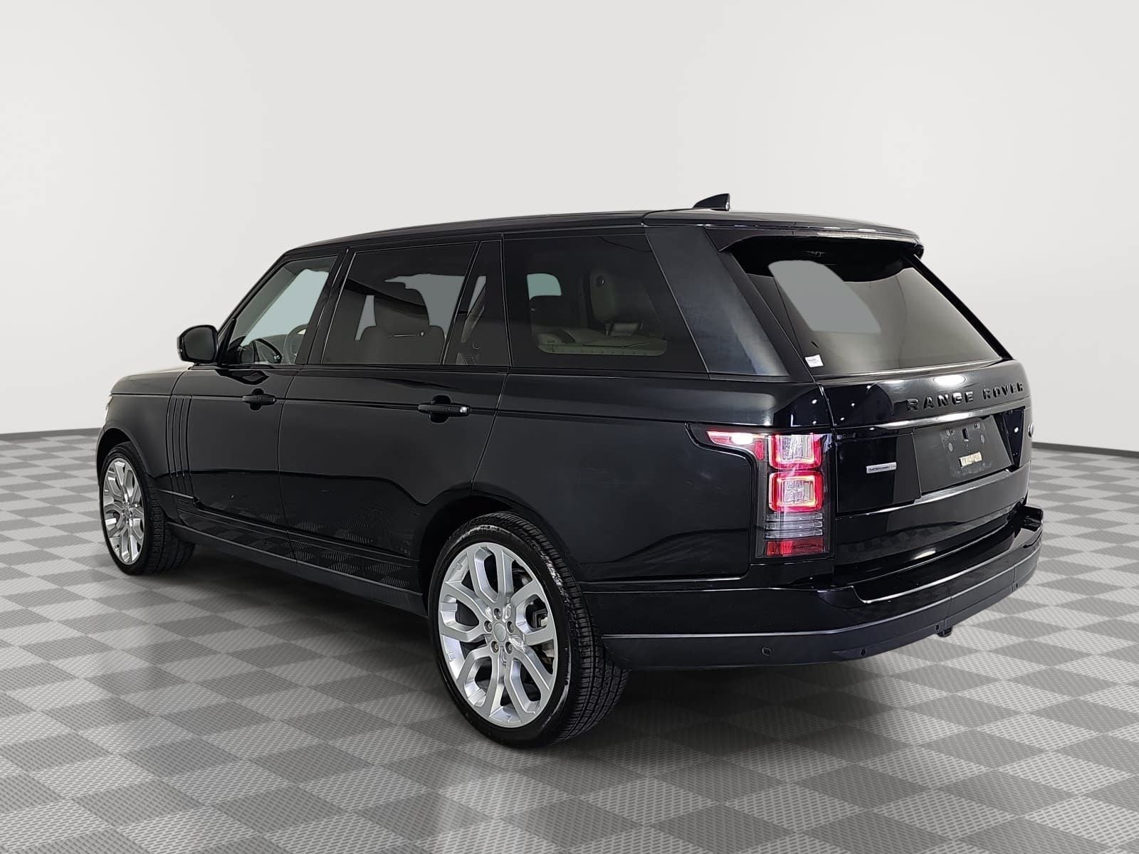 2017 Land Rover Range Rover 5.0L V8 Supercharged LWB