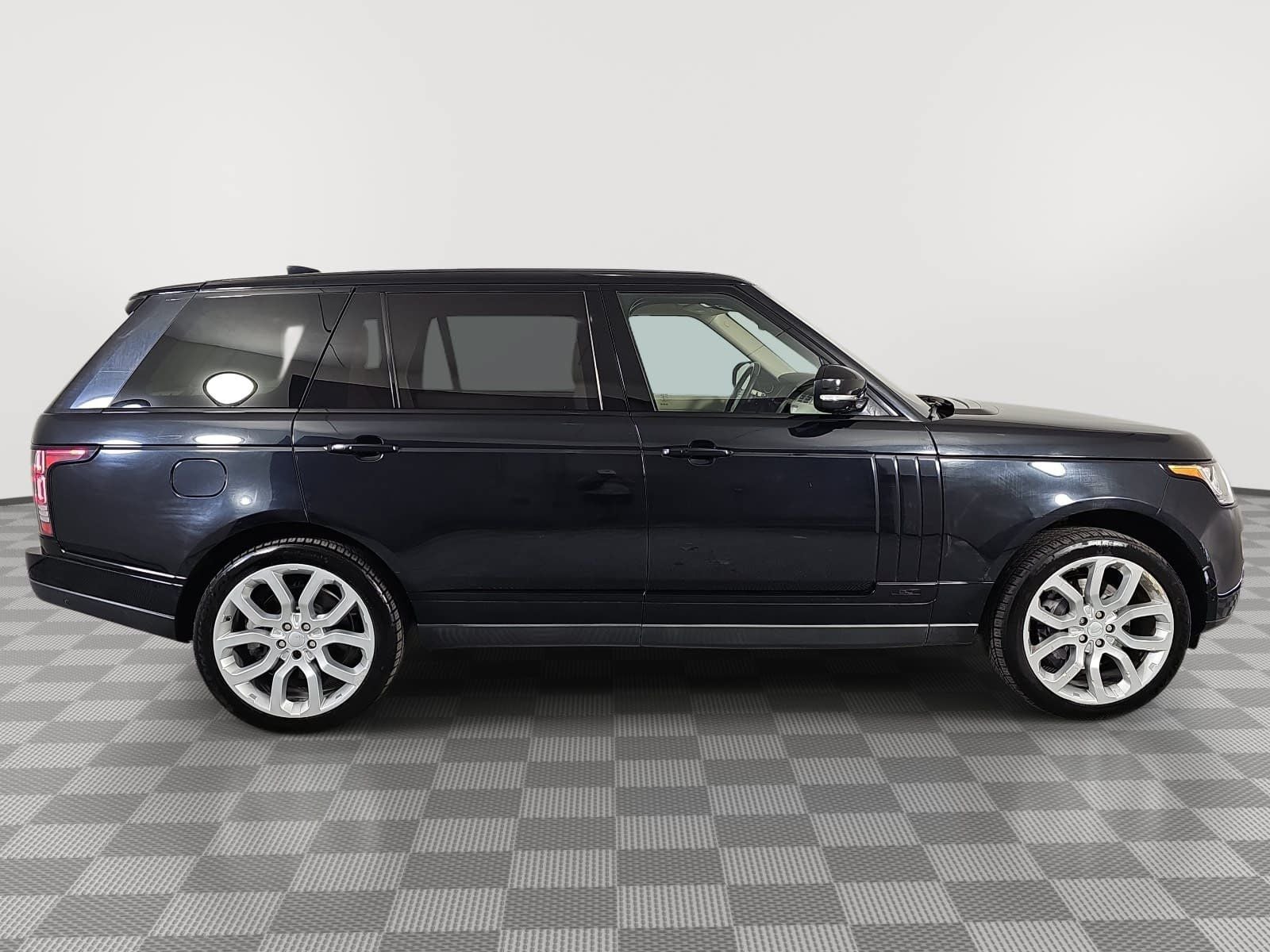 2017 Land Rover Range Rover 5.0L V8 Supercharged LWB