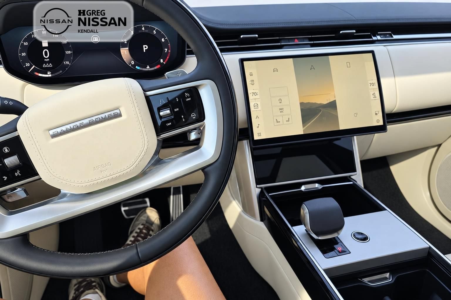 2025 Land Rover Range Rover SE