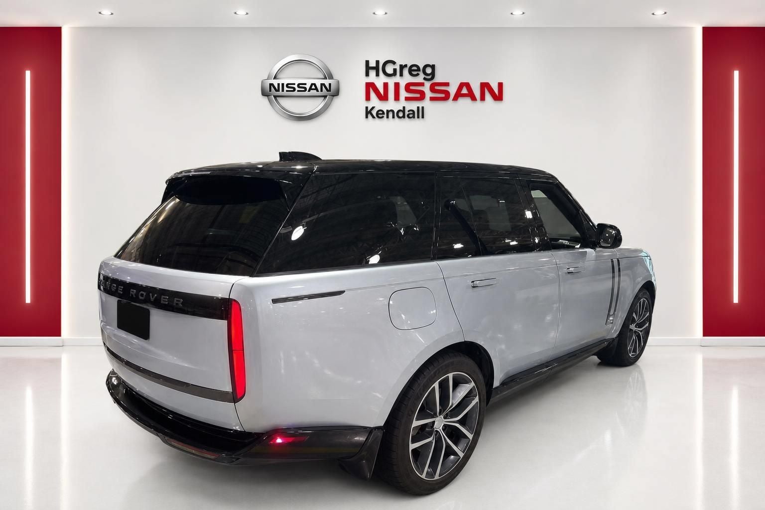 2024 Land Rover Range Rover SE