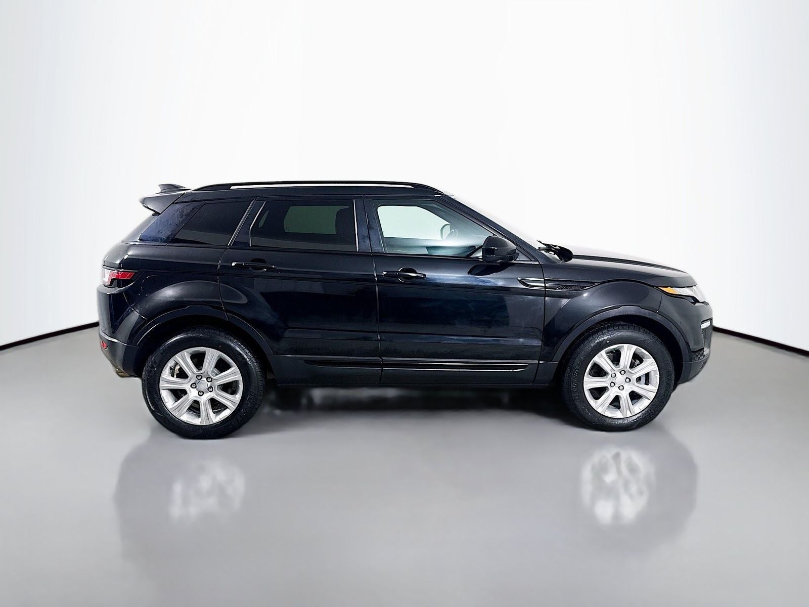 2017 Land Rover Range Rover Evoque SE