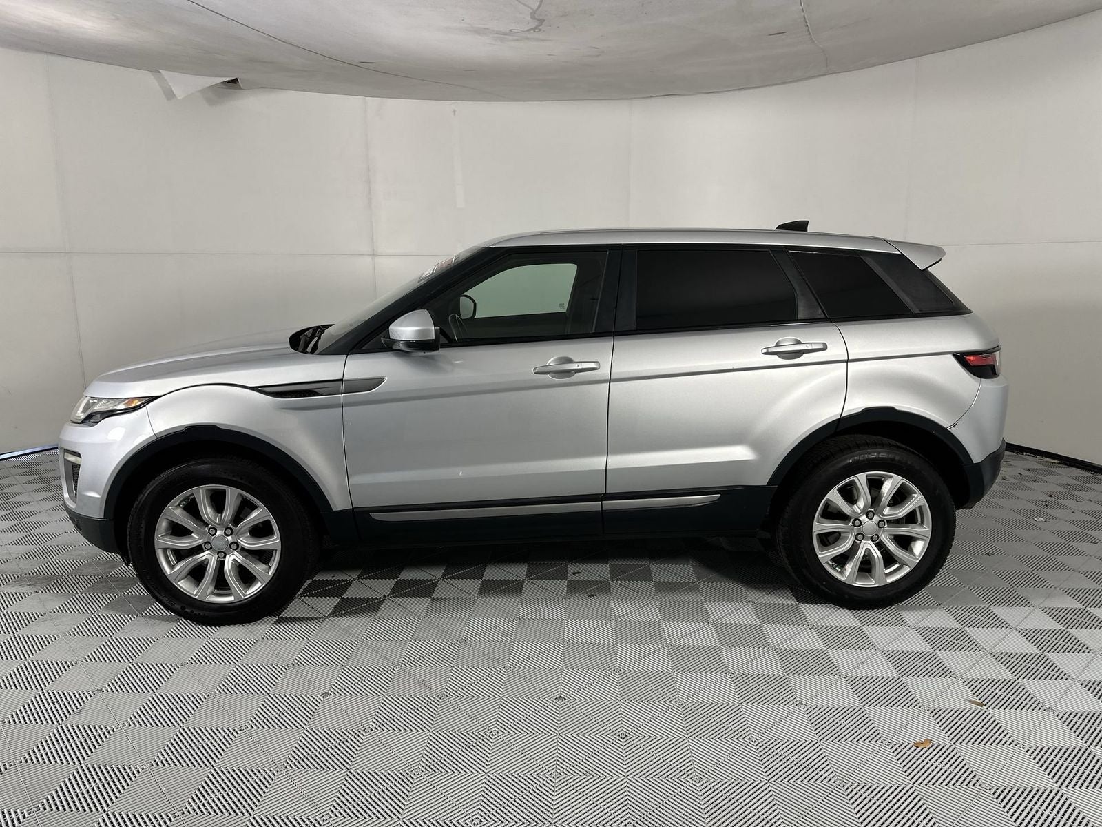 2017 Land Rover Range Rover Evoque SE