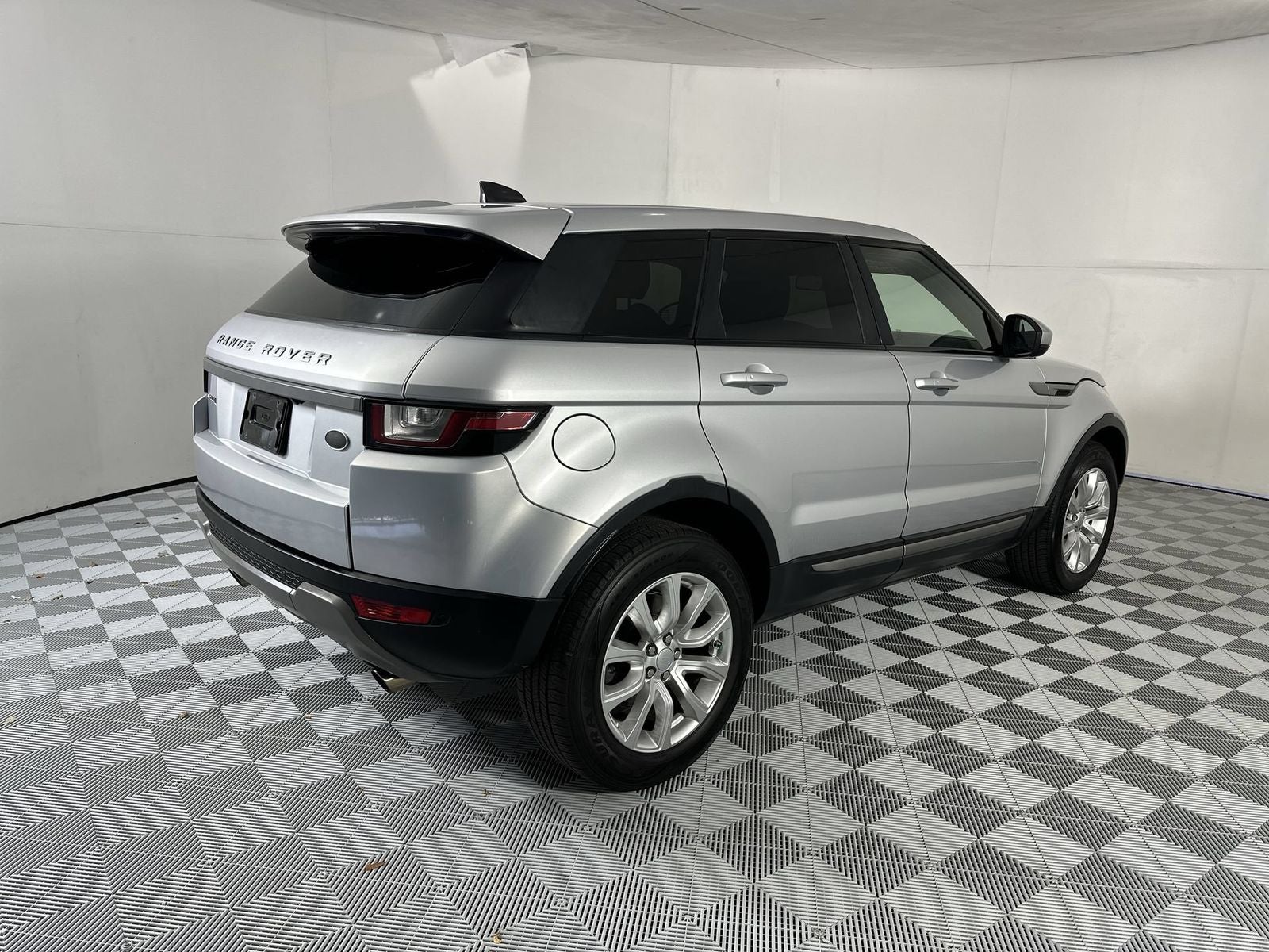 2017 Land Rover Range Rover Evoque SE