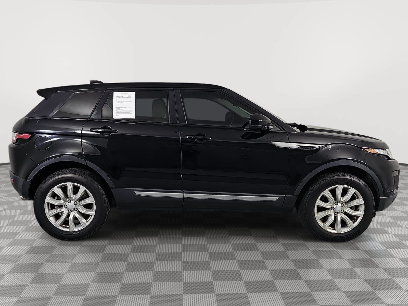 2018 Land Rover Range Rover Evoque SE