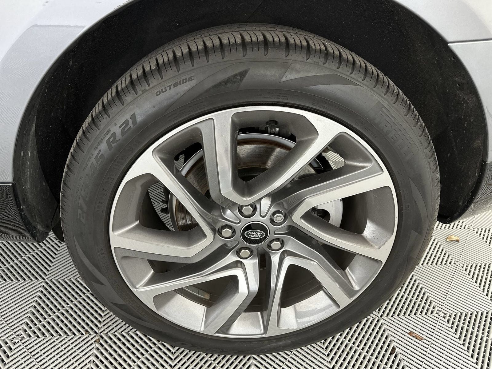 2022 Land Rover Range Rover Sport HSE Silver Edition