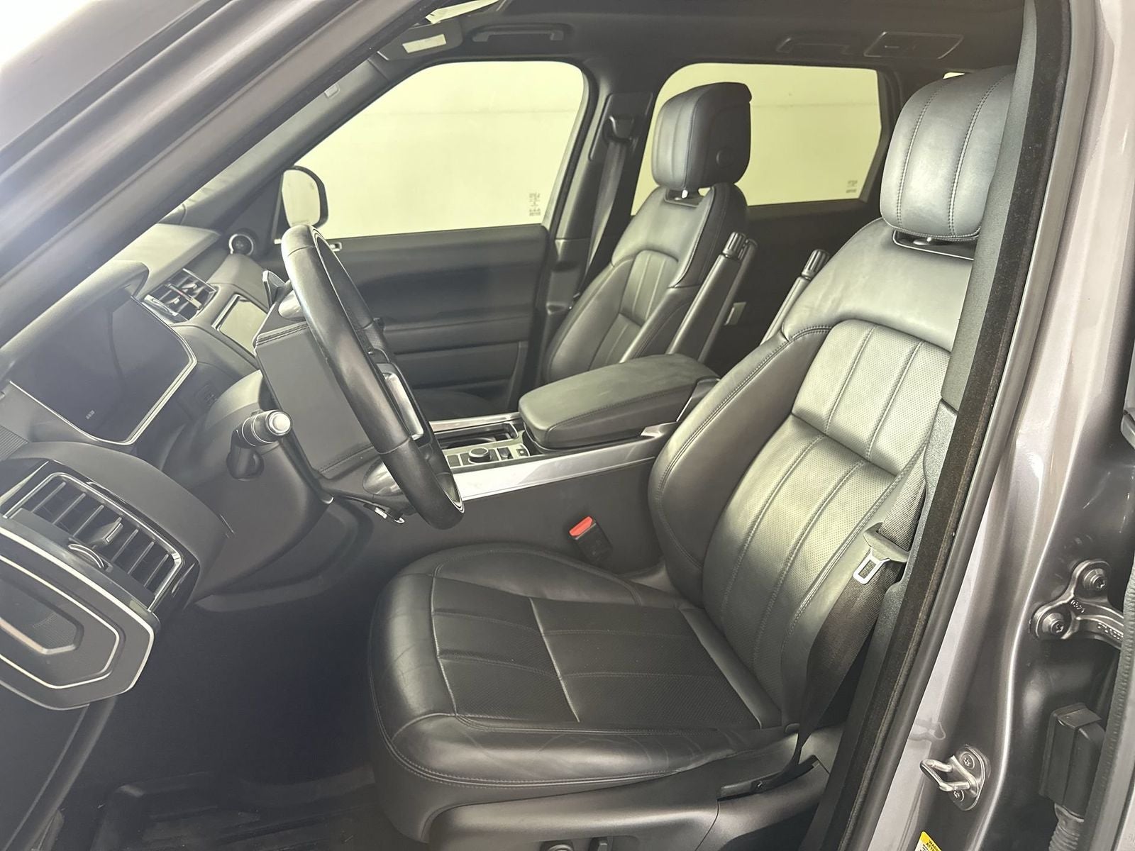 2022 Land Rover Range Rover Sport HSE Silver Edition