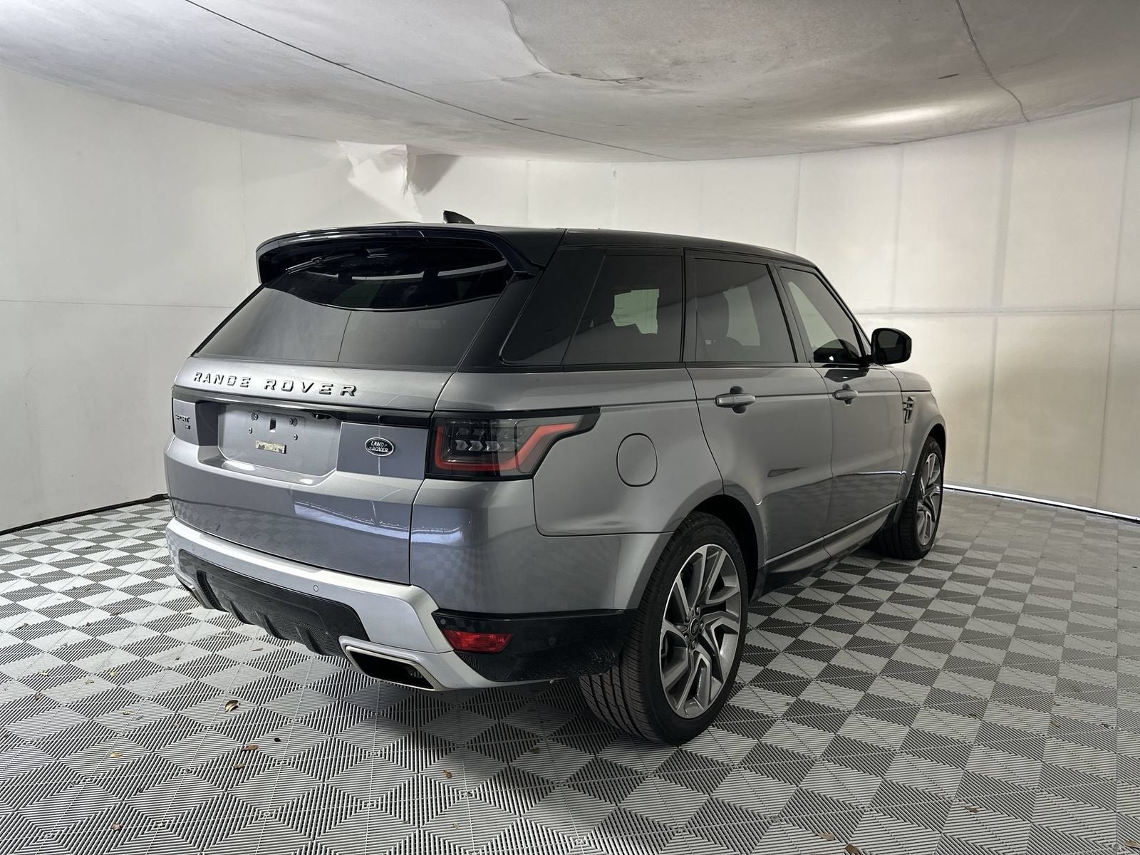 2022 Land Rover Range Rover Sport HSE Silver Edition